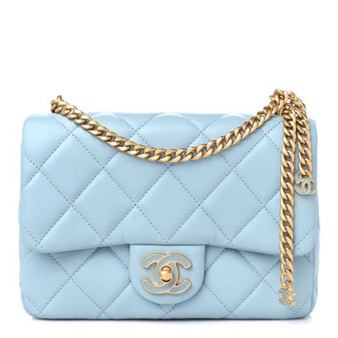 CHANEL Lambskin Enamel Quilted Mini Pending CC Square